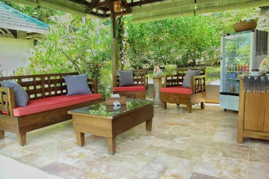 Villa Serene&Spa Mangsit Esterno foto